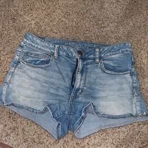 American Eagle Super Super Strech Hi-Rise Shortie
